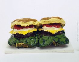 Due cheeseburger, con Everything (doppio hamburger) Due cheeseburger, con Everything (doppio hamburger)