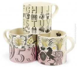 Tre tazze progettato per Wedgwood Tre tazze progettato per Wedgwood