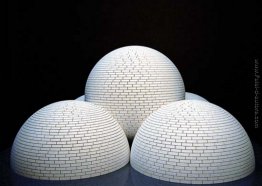 Modello per Structure Mattone (quattro cupole e una sfera) Modello per Structure Mattone (quattro cupole e una sfera)
