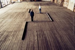 Stride Plinthes. Cinque sezioni, tre fasi Stride Plinthes. Cinque sezioni, tre fasi