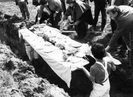 Dejeuner sous l'herbe (Funerale del quadro militare) Dejeuner sous l'herbe (Funerale del quadro militare)