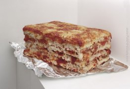 Parte une de lasagne al forno à emporter Parte une de lasagne al forno à emporter