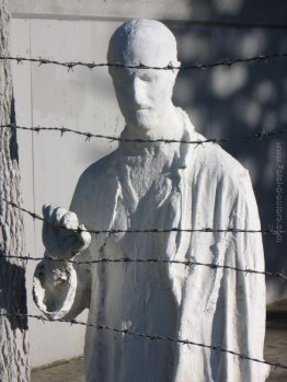 L'Olocausto L'Olocausto