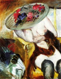 La donna italiana in una sedia gialla