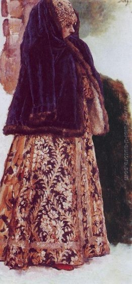 Giovane signora con cappotto viola