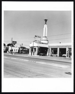 Conoco - Shamrock, Texas (da cinque Visualizzazioni della Serie