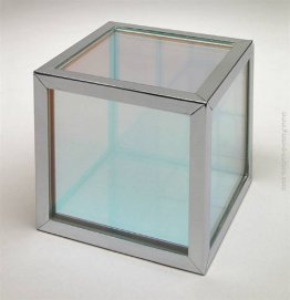 Untitled (iridescente Cube)