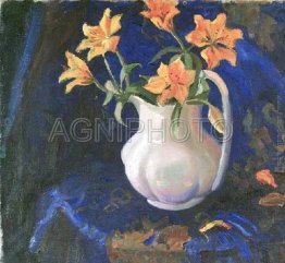 Brocca con fiori Brocca con fiori