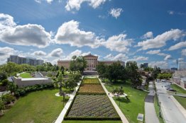 Lines in Four Directions in Fiori Lines in Four Directions in Fiori